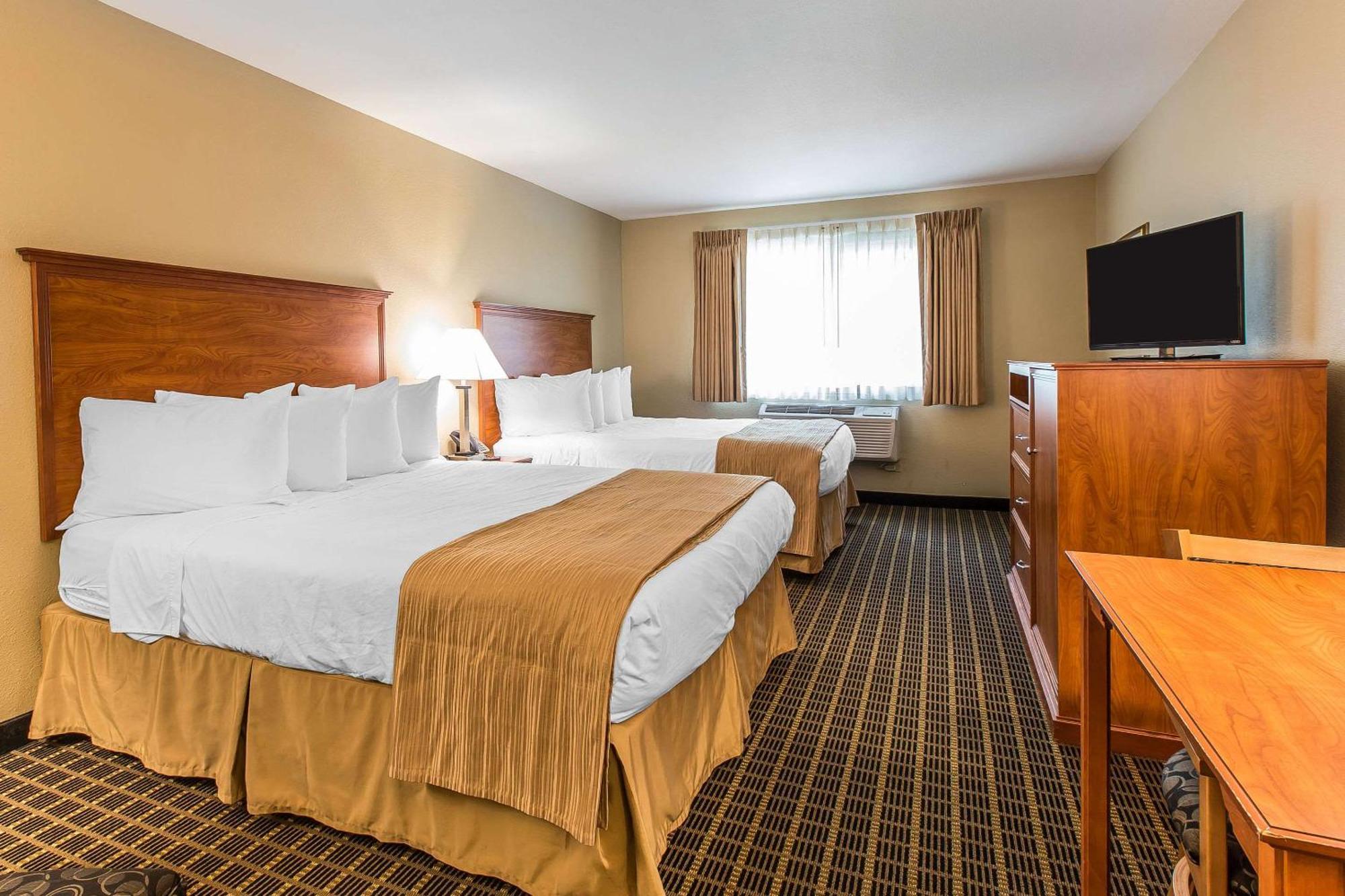 Quality Inn & Suites On The River Гленуд Спрингс Екстериор снимка